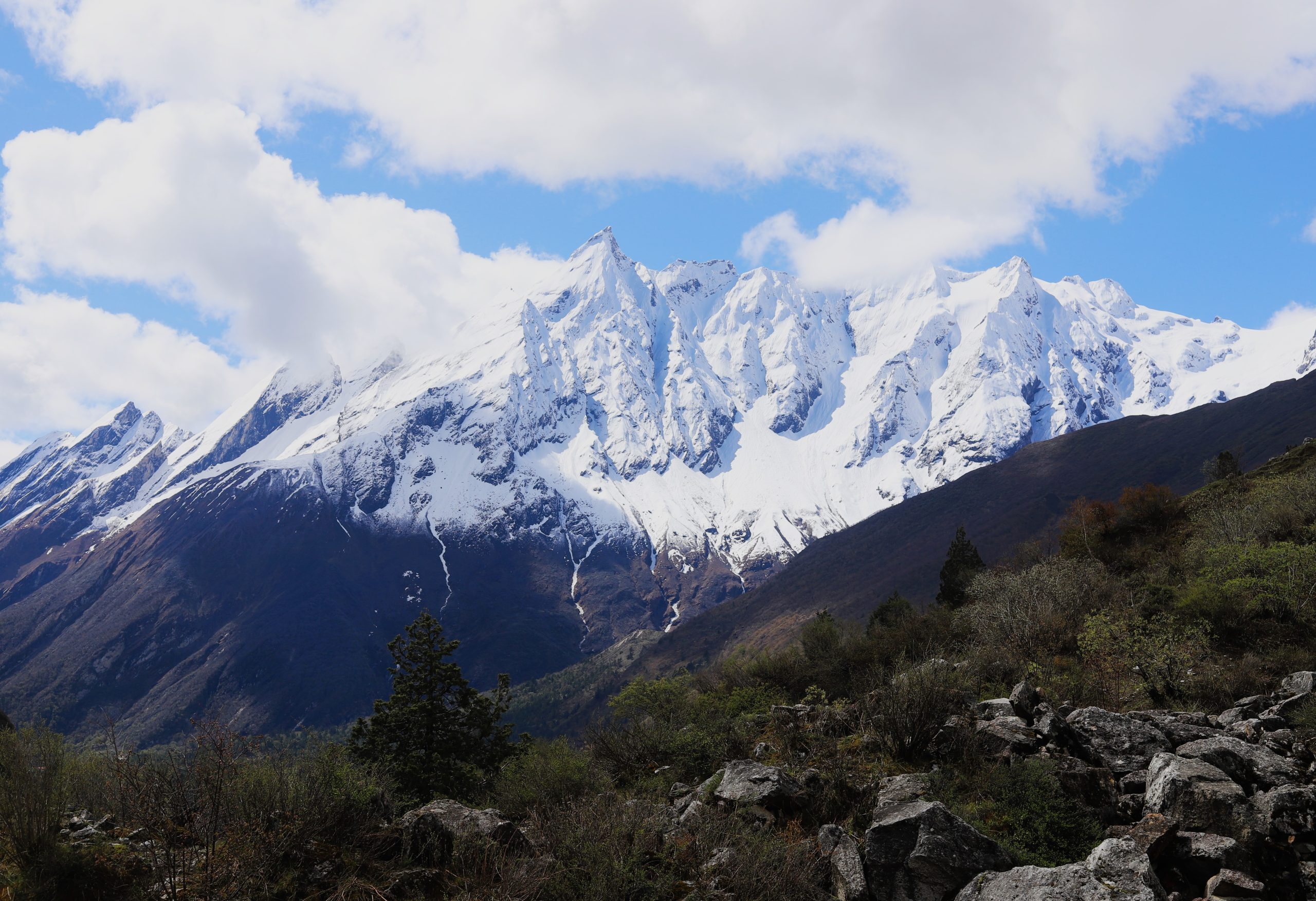 Manaslu Circuit Trek - Larkya Pass- himalayan gateway trek