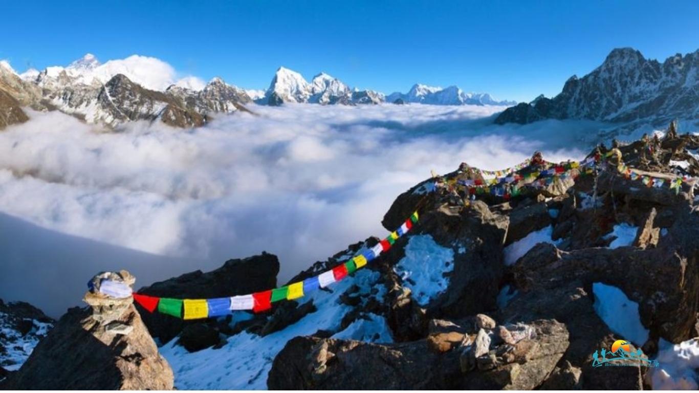 Everest Three High Passes Trek